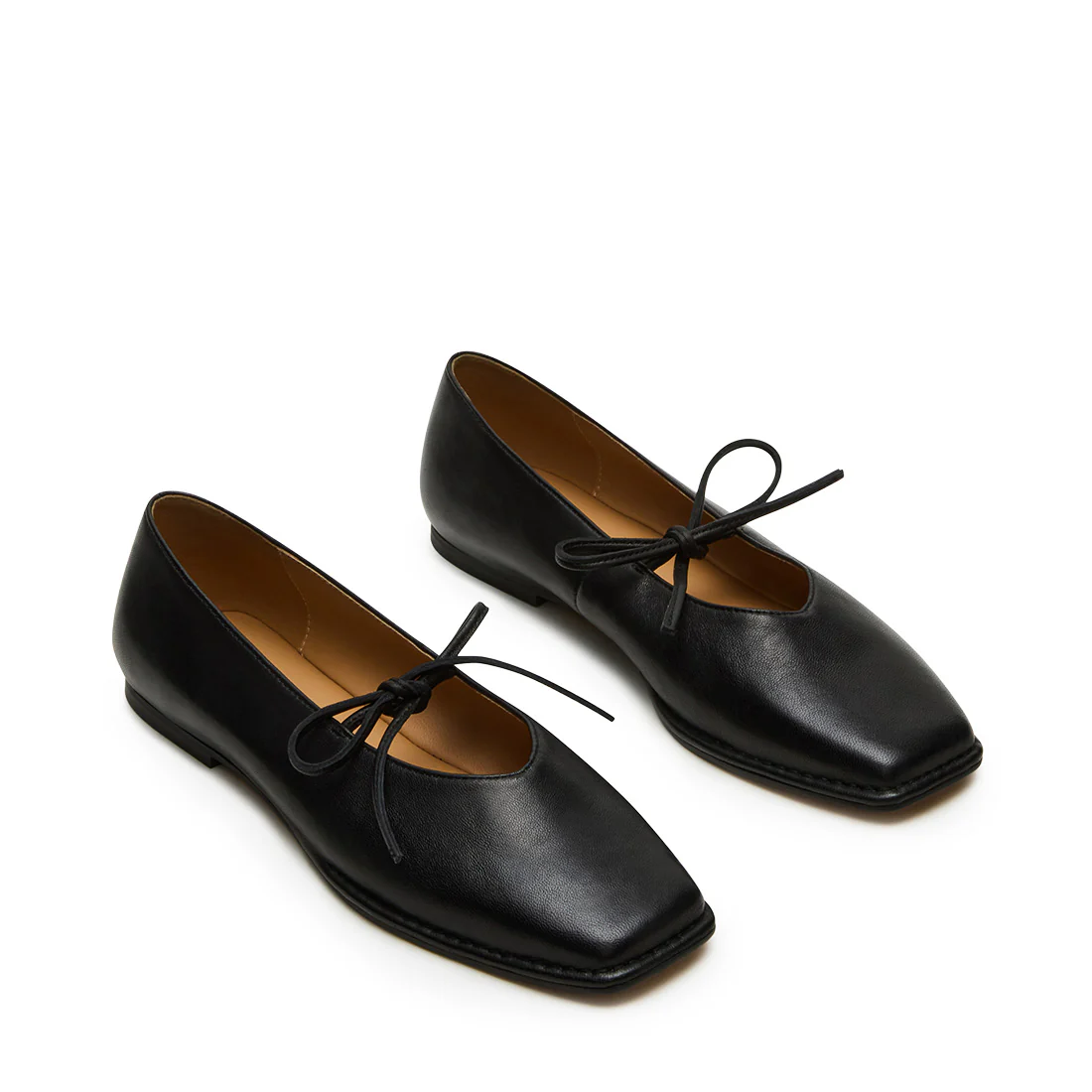 Lola Flat Shoe BLACK LEATHER - Image 2